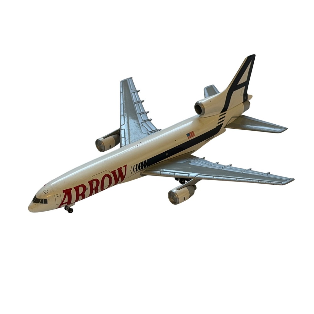 1:400 Scale Gemini Jets GJAPW071 Arrow Air Lockheed L-1011-385-1-15-200F #N306GB